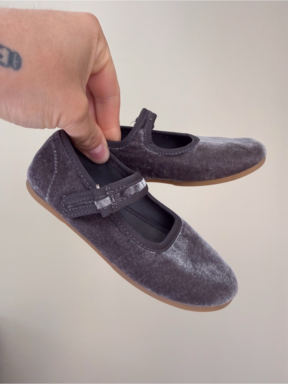 Zara Velvet Ballet Flats